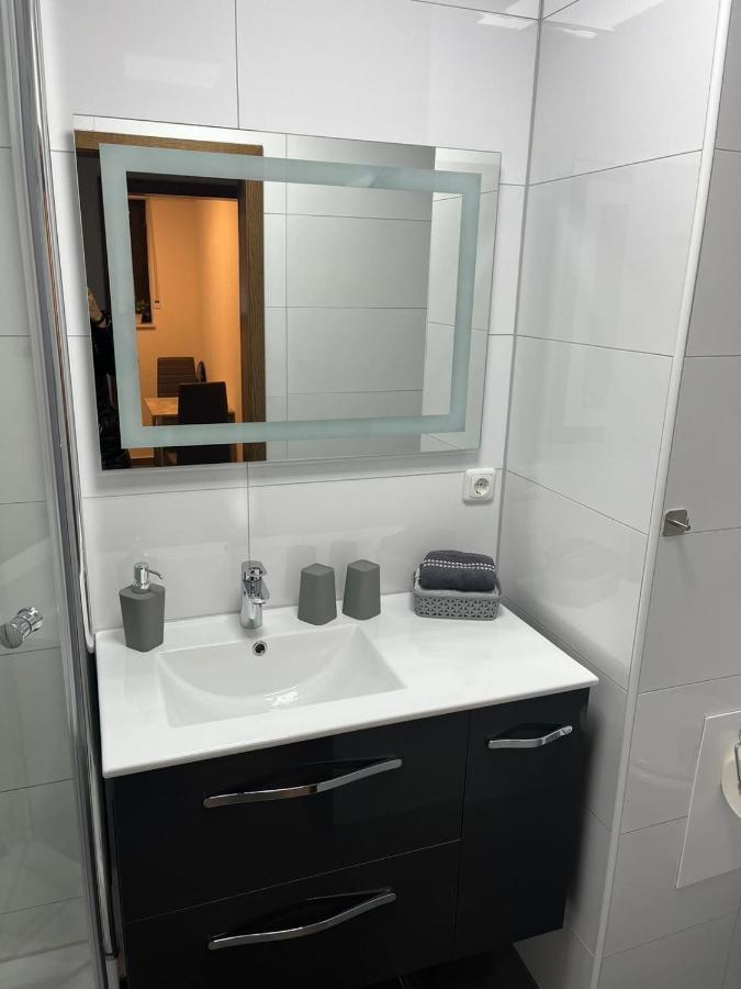 Ferienwohnung Emilia كولونيا المظهر الخارجي الصورة